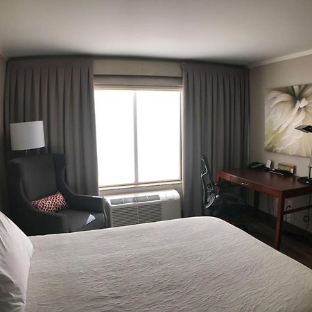 Hilton Garden Inn Боулинг Грин Экстерьер фото