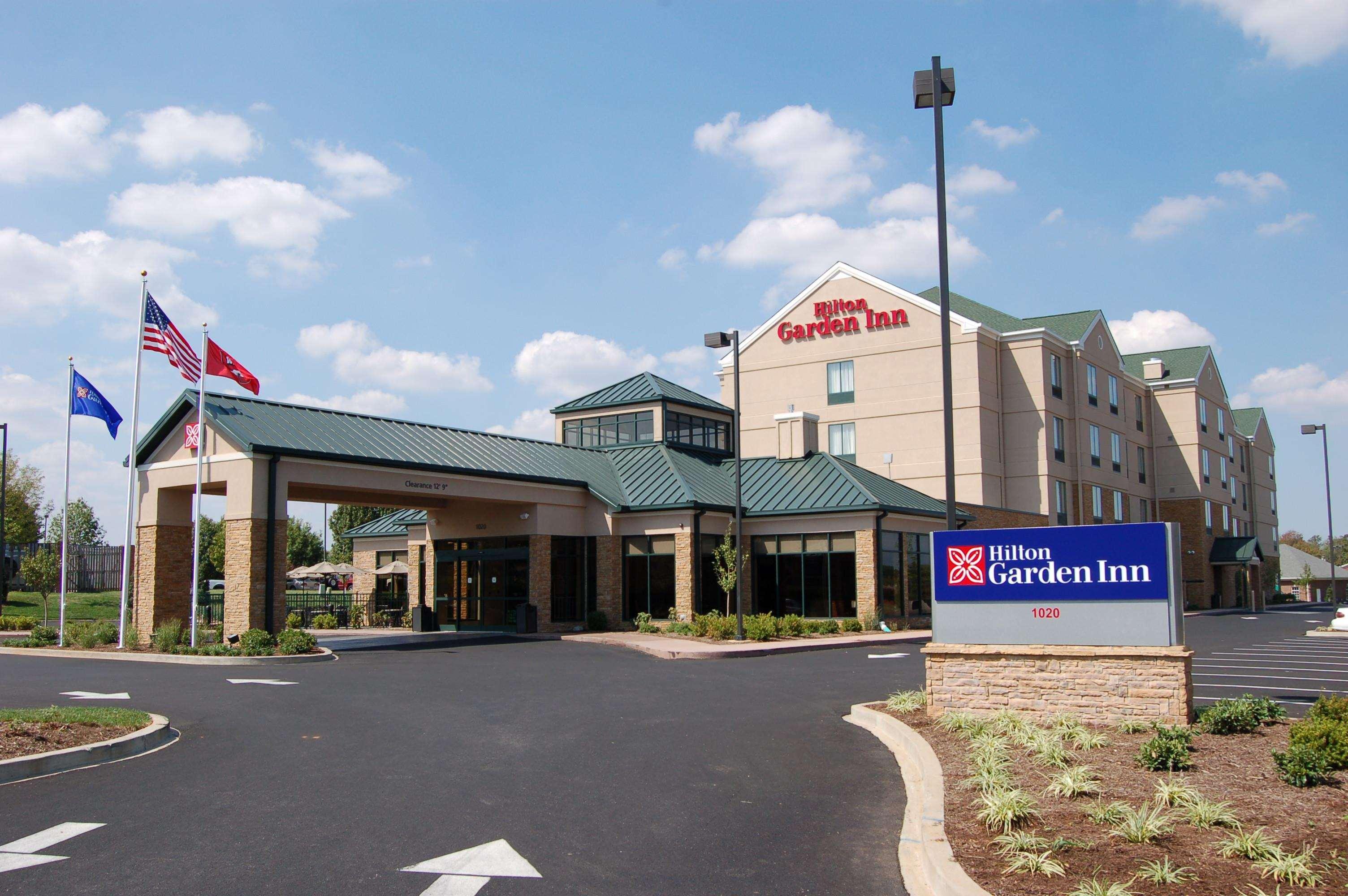 Hilton Garden Inn Боулинг Грин Экстерьер фото