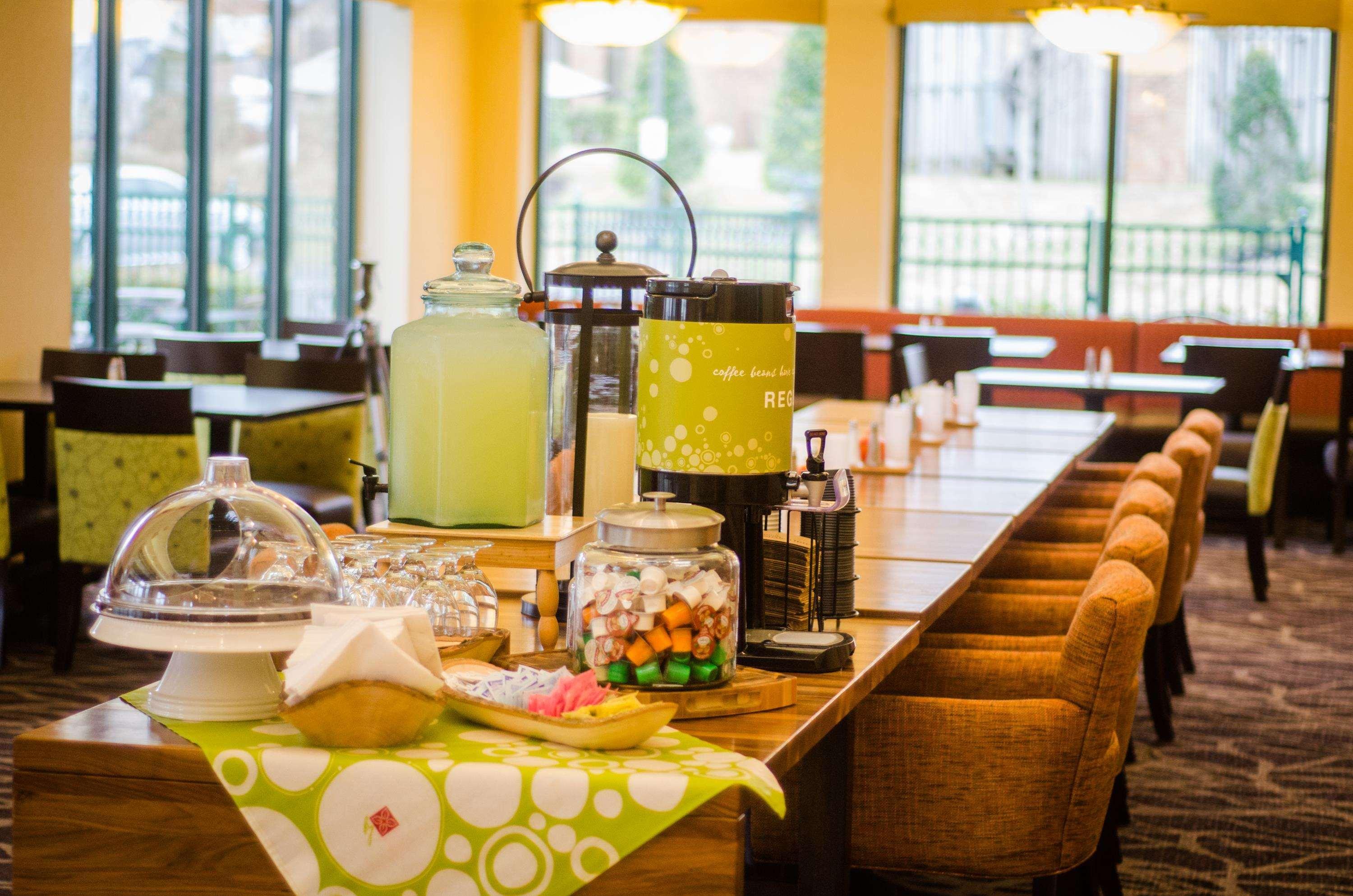 Hilton Garden Inn Боулинг Грин Экстерьер фото