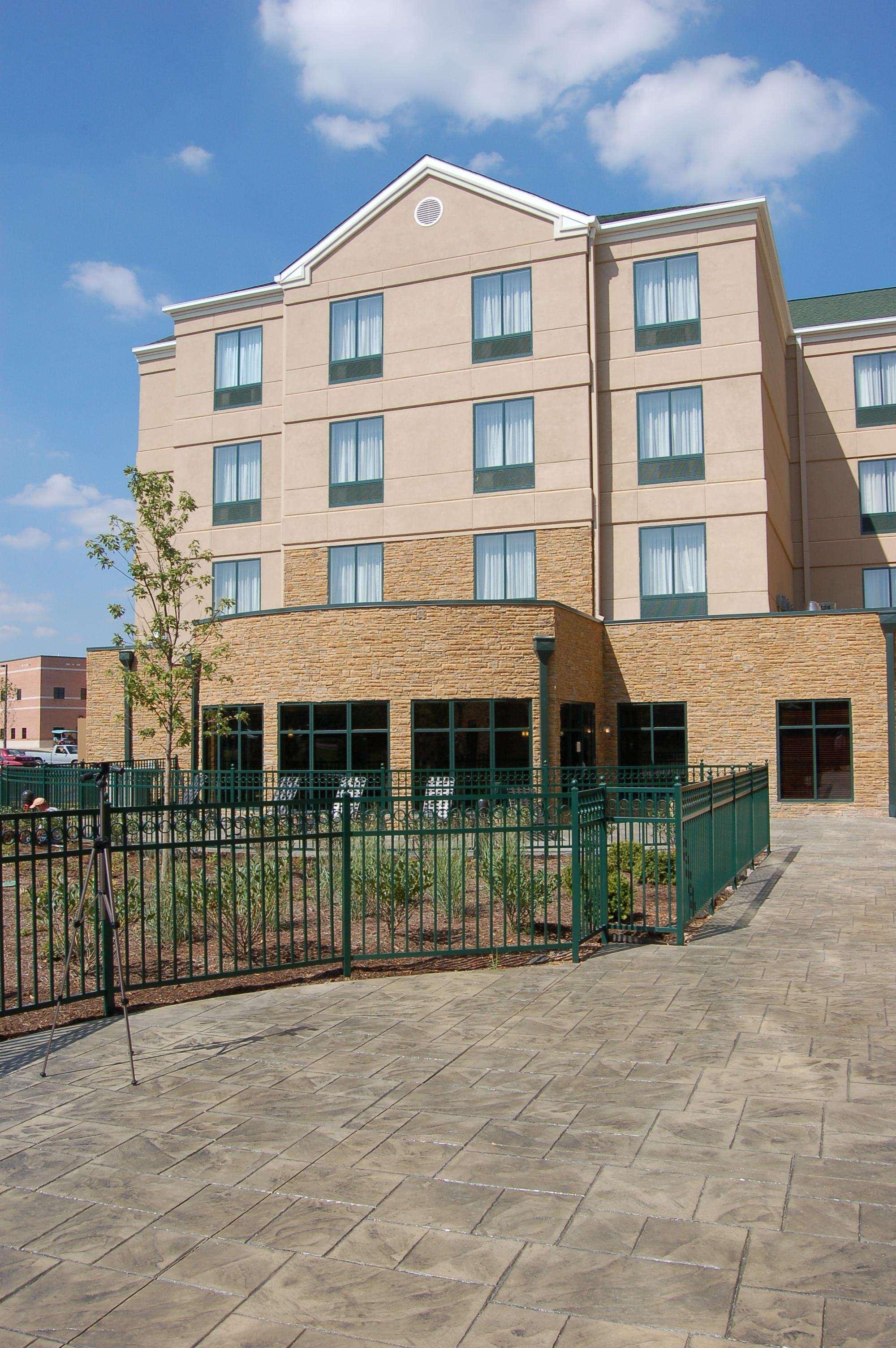 Hilton Garden Inn Боулинг Грин Экстерьер фото